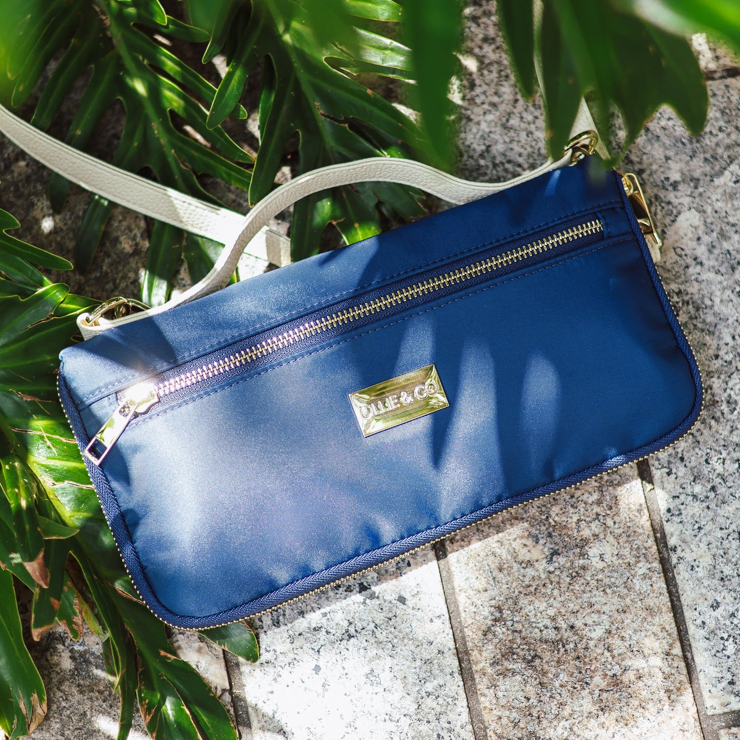 Cross Body walking dog mum bag